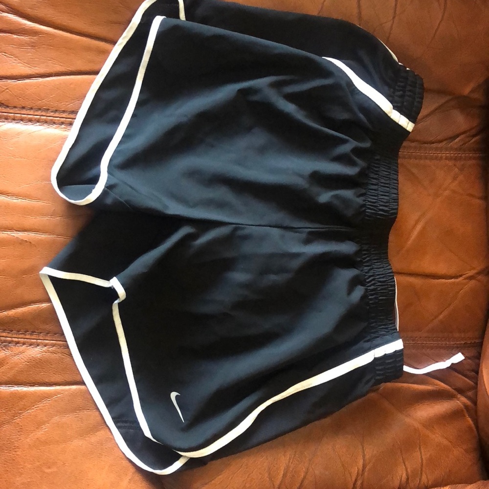 Like new Nike shorts size medium